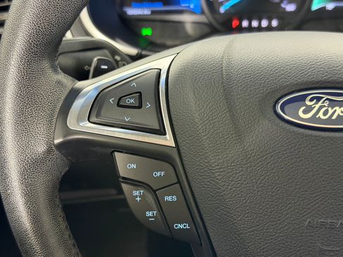 Used 2018 Ford Edge Titanium w/ Equipment Group 301A image 22