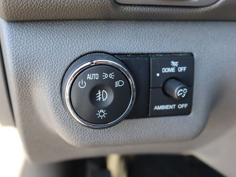 Used 2017 Chevrolet Traverse LT AWD/4WD image 18