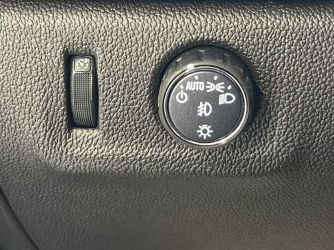 Used 2021 GMC Canyon Elevation image 42