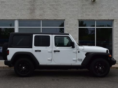 Used 2020 Jeep Wrangler Unlimited Sport S AWD/4WD image 3