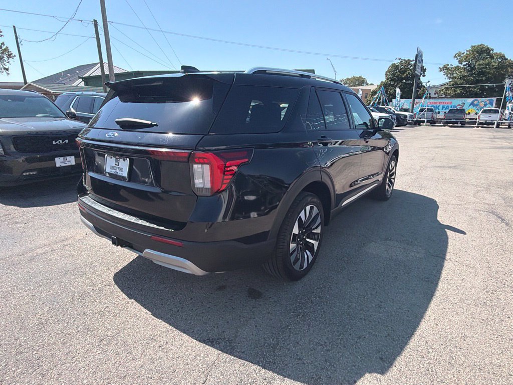 Used 2025 Ford Explorer Platinum w/ LUX Leather Package AWD/4WD image 5