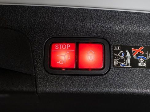 New 2026 Mercedes-Benz GLE 450 4MATIC image 35