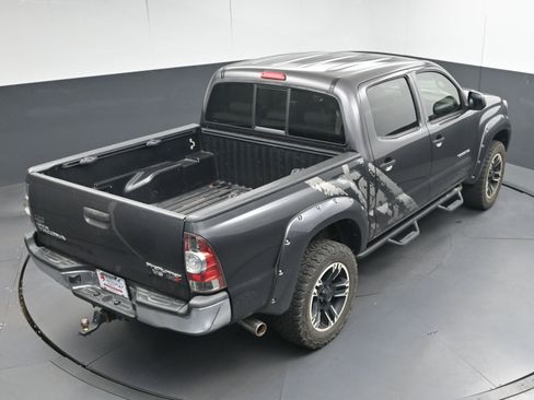 Used 2013 Toyota Tacoma PreRunner image 35