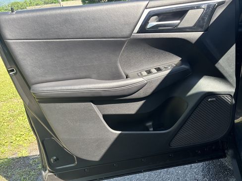 Used 2025 Mitsubishi Outlander SE AWD/4WD image 17