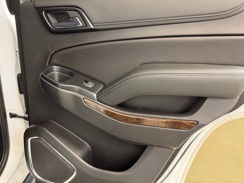 Used 2019 Chevrolet Tahoe LS w/ Enhanced Driver Alert Package image 25