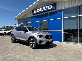 Used 2026 Volvo XC40 B5 Plus w/ Protection Package Premier AWD/4WD video 1