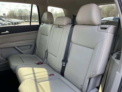 Used 2023 Volkswagen Atlas SE FWD image 18