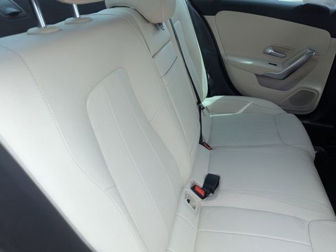 Used 2022 Mercedes-Benz A 220 image 13