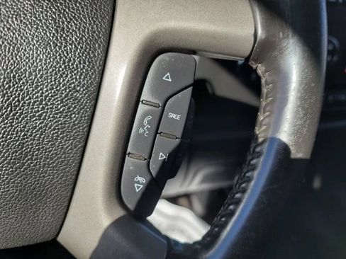 Used 2014 Chevrolet Silverado 2500 LT w/ Z71 Appearance Package AWD/4WD image 21