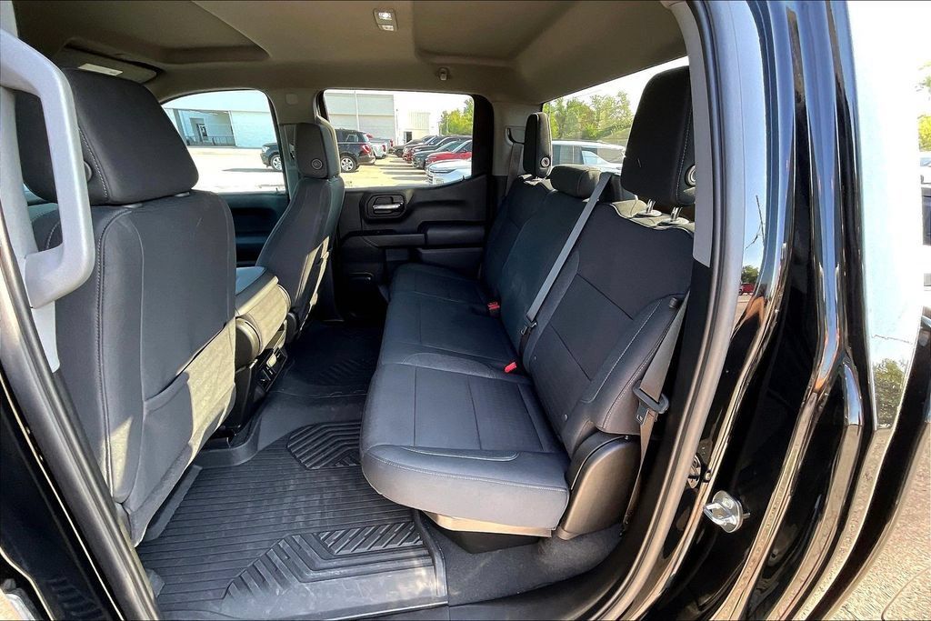 Used 2024 Chevrolet Silverado 1500 Custom Trail Boss AWD/4WD image 6