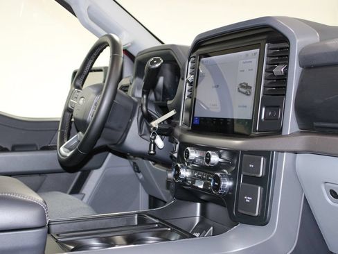 Used 2025 Ford F150 XLT w/ Equipment Group 301A Standard AWD/4WD image 29