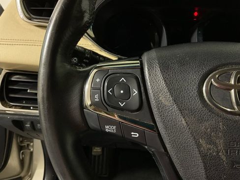 Used 2014 Toyota Avalon Limited image 24