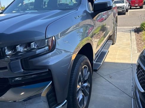 Used 2019 Chevrolet Silverado 1500 LT w/ All-Star Edition AWD/4WD image 1