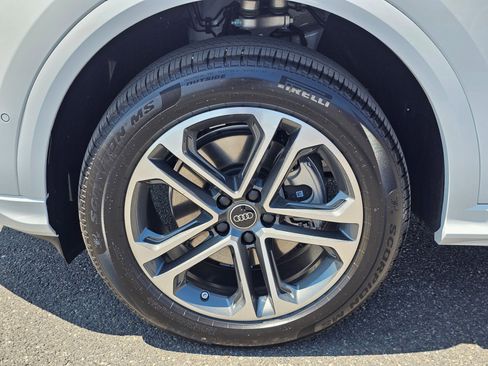 New 2025 Audi Q5 Premium Plus image 8