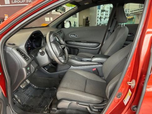 Used 2019 Honda HR-V Sport image 16