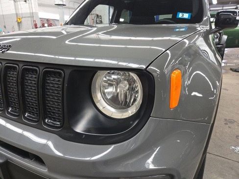 Used 2022 Jeep Renegade Altitude image 4