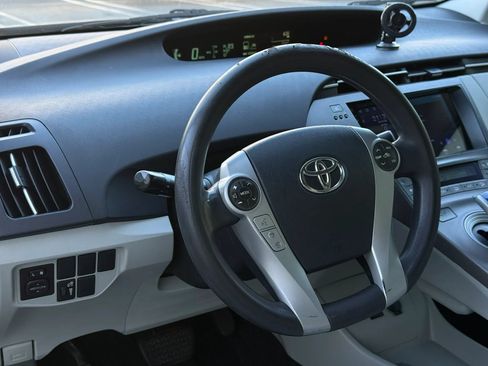 Used 2012 Toyota Prius Three FWD image 17