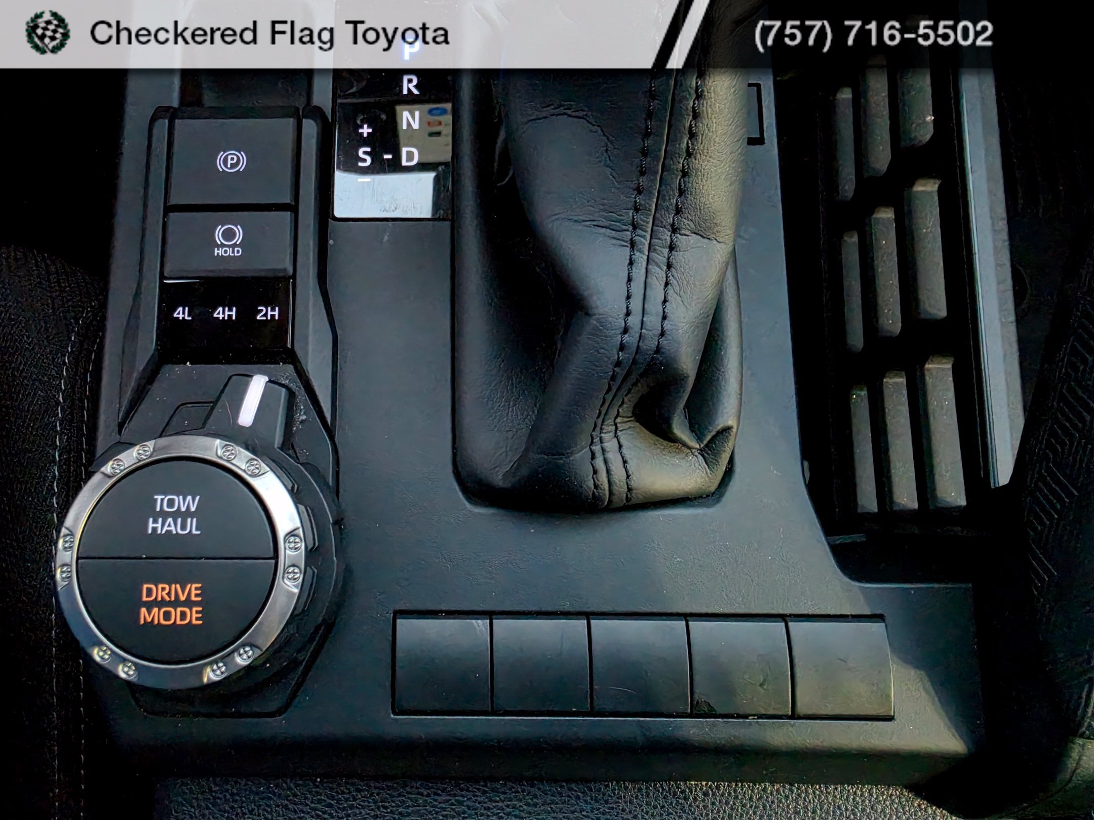 Certified 2025 Toyota 4Runner SR5 AWD/4WD image 19