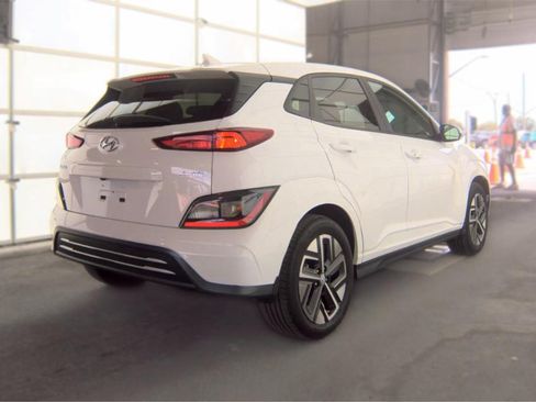 Used 2023 Hyundai Kona SE FWD image 6