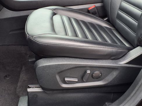 Used 2022 Ford Edge SEL w/ Convenience Package image 28