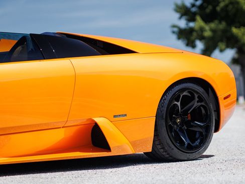 Used 2005 Lamborghini Murcielago Roadster AWD/4WD image 26