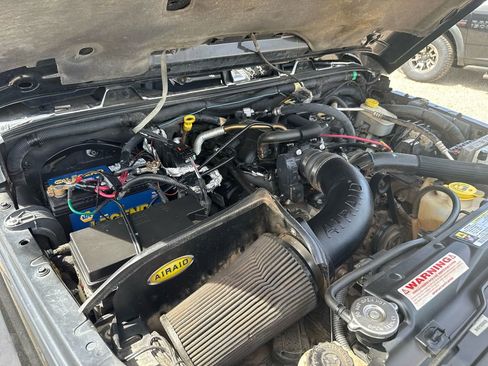 Used 2007 Jeep Wrangler Sahara w/ Dual Top Group image 31