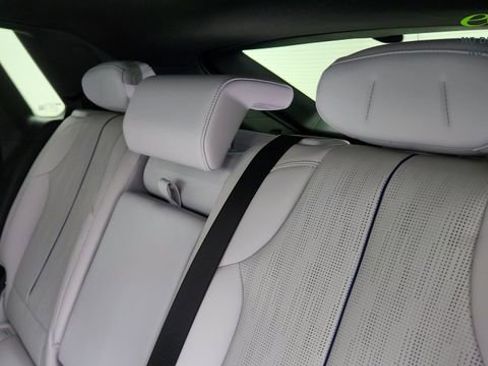 Used 2025 Cadillac Lyriq Luxury w/ LPO, Floor Liner Package RWD image 32