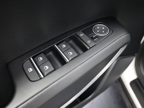 Used 2025 Kia Soul S image 9