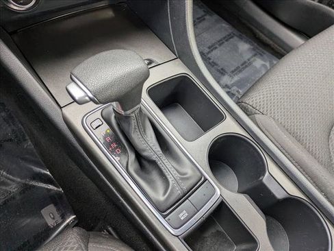 Used 2018 Kia Optima LX image 12