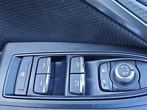 Certified 2023 Subaru Crosstrek 2.5i Limited image 28