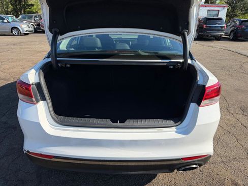Used 2018 Kia Optima LX w/ Convenience Package image 24