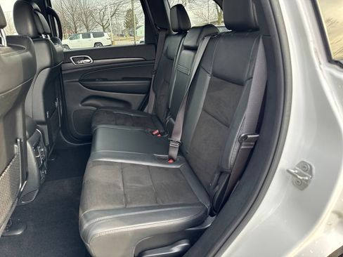 Certified 2020 Jeep Grand Cherokee Altitude image 39