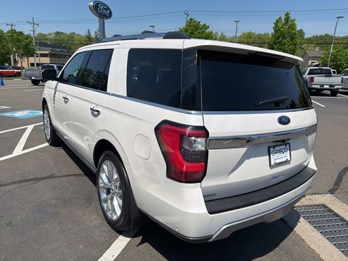 Used 2018 Ford Expedition Limited w/ Equipment Group 302A AWD/4WD image 5