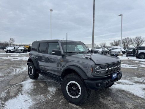 Used 2023 Ford Bronco Badlands image 1