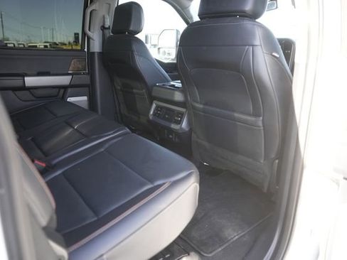 Used 2024 Ford F350 Lariat image 14
