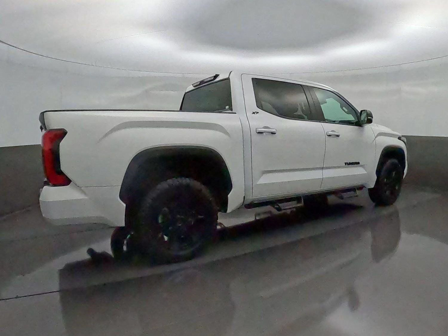 Used 2024 Toyota Tundra SR5 w/ SR5 Premium Package AWD/4WD image 10