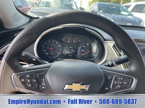 Used 2024 Chevrolet Malibu LT FWD image 29