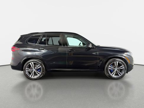 Used 2025 BMW X5 xDrive40i AWD/4WD image 3
