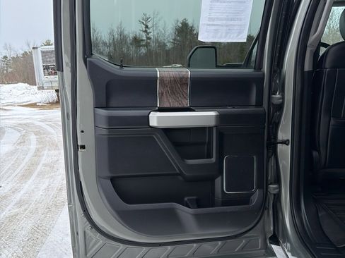 Certified 2019 Ford F350 Lariat w/ Lariat Ultimate Package image 11