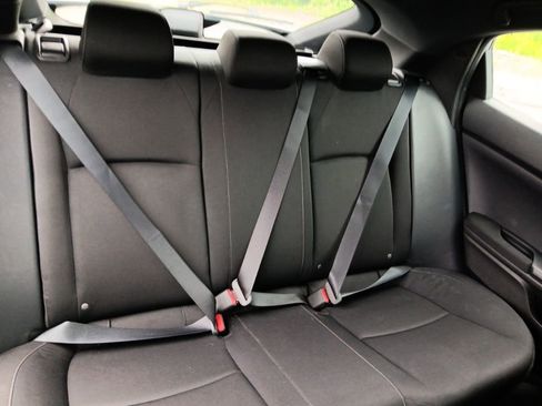 Used 2019 Honda Civic Sport image 30