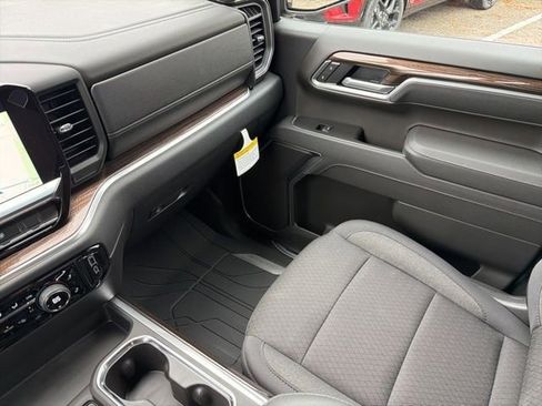 New 2026 Chevrolet Silverado 1500 RST AWD/4WD image 32