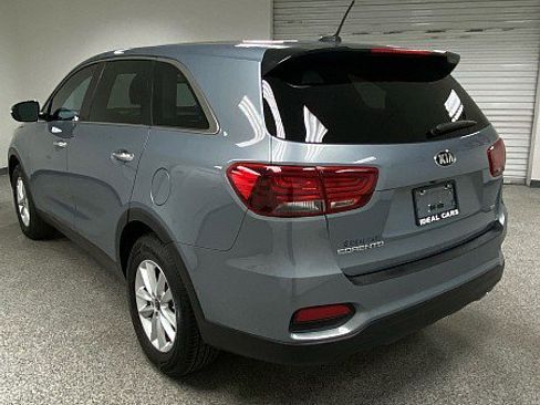 Used 2020 Kia Sorento L image 4