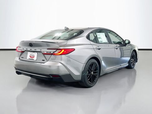 New 2025 Toyota Camry SE w/ Convenience Package FWD image 4