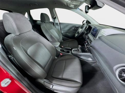 Certified 2022 Hyundai Kona SEL FWD image 24
