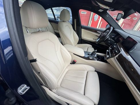 Used 2019 BMW 530i xDrive image 26