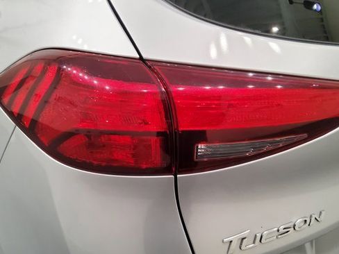 Used 2019 Hyundai Tucson SE image 9