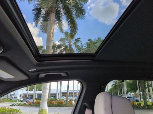 New 2026 BMW X5 xDrive40i w/ Executive Package image 20