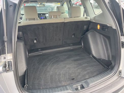 Used 2018 Honda CR-V LX image 14