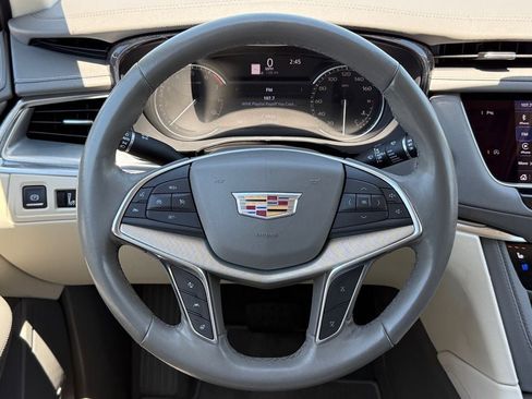 Used 2023 Cadillac XT5 Premium Luxury FWD image 19
