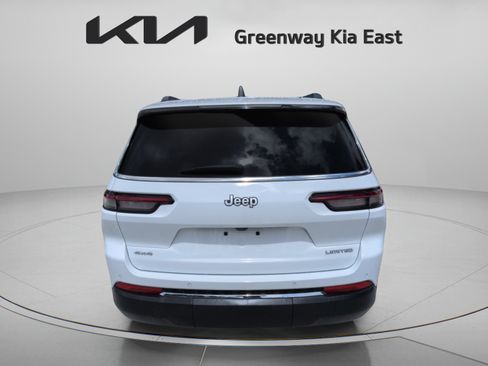 Used 2025 Jeep Grand Cherokee L Limited w/ Trailer Tow Package AWD/4WD image 7